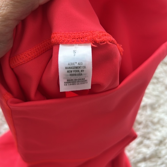 Aerie Cropped Workout Leggings - Picture 8 of 13